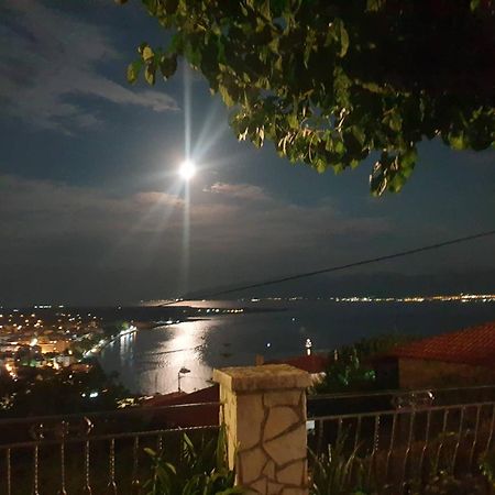 View By The Castle Nafpaktos Villa Ngoại thất bức ảnh